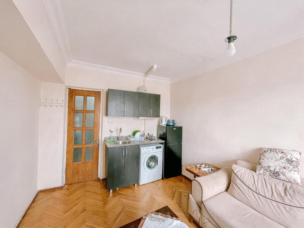Naira Apartment Batumi Exterior photo